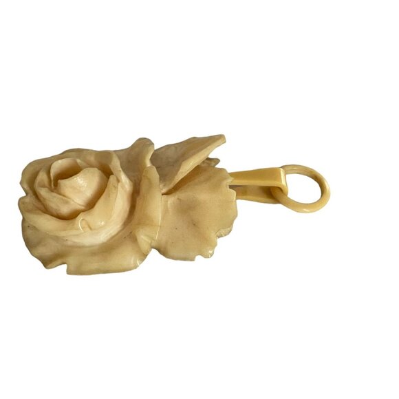 19th Century Victorian Ivory Bone Rose Pendant - Picture 4 of 6